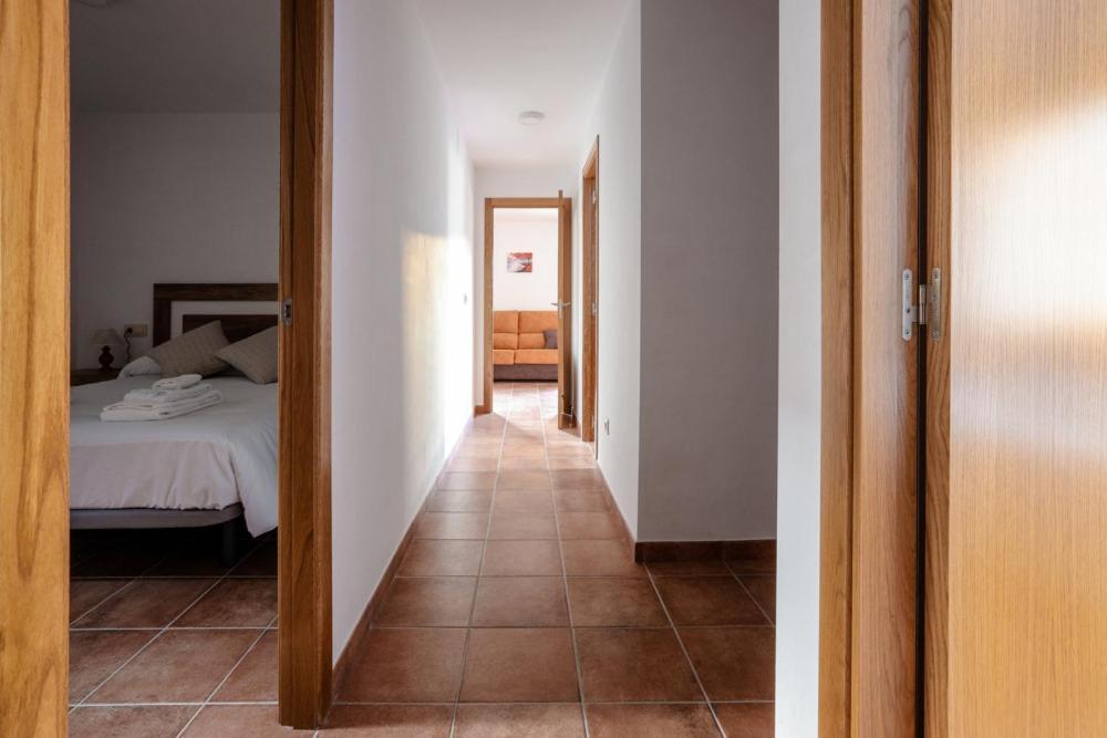 Hostal Antiguo Hospital Linares de Mora Exteriör bild